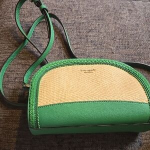Kate Spade New York Reiley Kelly Green And straw dome crossbody bag
